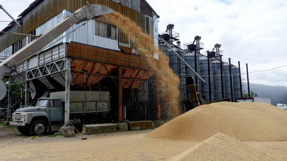 Украина заявила о продлении зерновой сделки на 120 дней